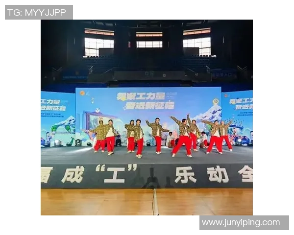 深圳街舞队默契配合探秘：舞动城市节奏与团队精神的完美结合